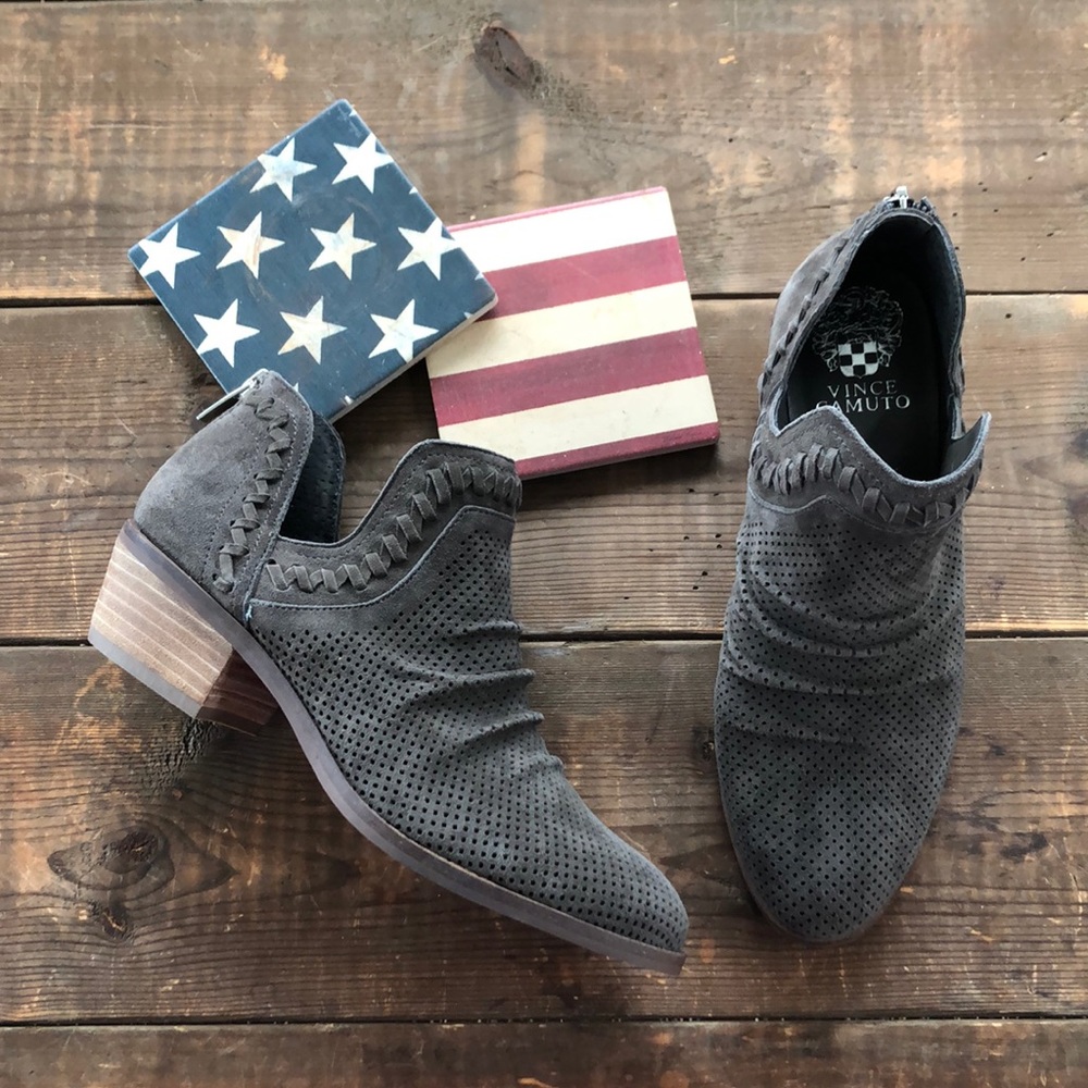 VINCE CAMUTO Grey Suede Booties